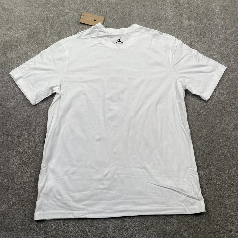 Jordan Dri-FIT Graphic T-Shirt Mens Medium White Michael Jordan Motion Print